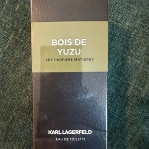 Karl Lagerfeld Bois de Yuzu parfum- Black and Green
